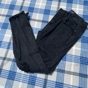 31x30 Distressed black denim